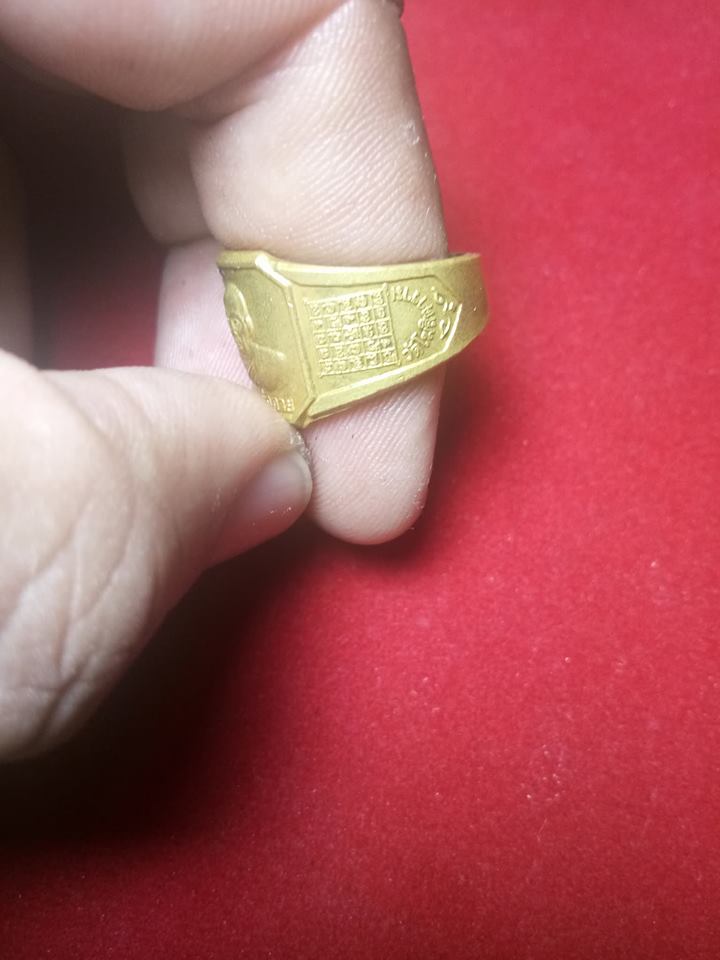 แหวน หลวงพ่อกวย วัดโฆสิตาราม เนื้อฝาบาตร ปี2556 #รับประกันแท้