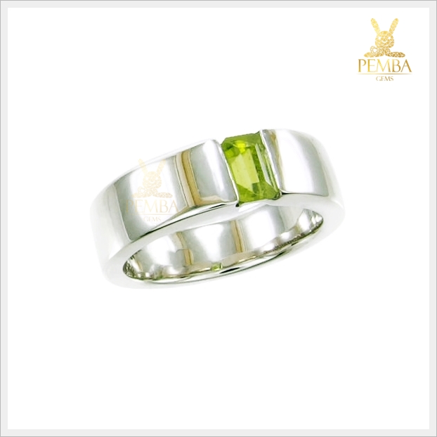 แหวนเพริดอต ทรงสี่เหลี่ยม เงินแท้925 ชุบทองคำขาว เรียบๆ แต่มีสไตล์