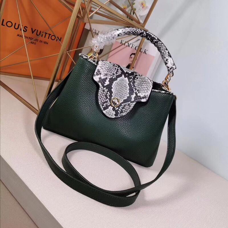 กระเป๋า lv capucines mm 11 นิ้ว มีสาย 14 นิ้วไม่มีสาย