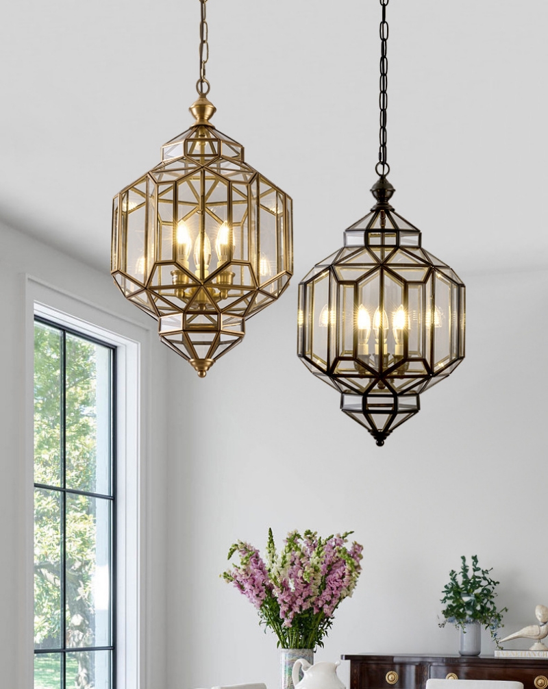 โคมไฟระย้าทรงเรขาคณิตผสมผสานโครงโลหะสีทองตกแต่งด้วยกระจกใสสไตล์คลาสสิก [AP-1124]