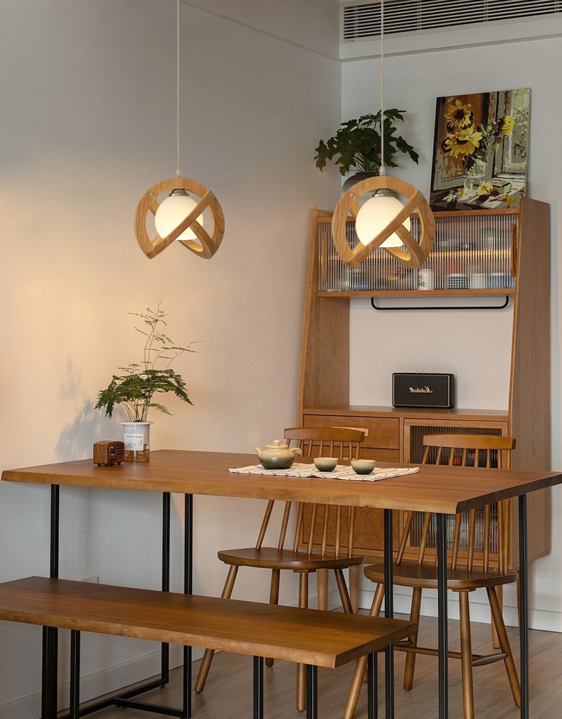 โคมไฟแขวนเพดานสไตล์ไม้ญี่ปุ่นลายเส้นทรงกลมมีแก้วสีขาวนมซ้อนด้านใน [M5601]