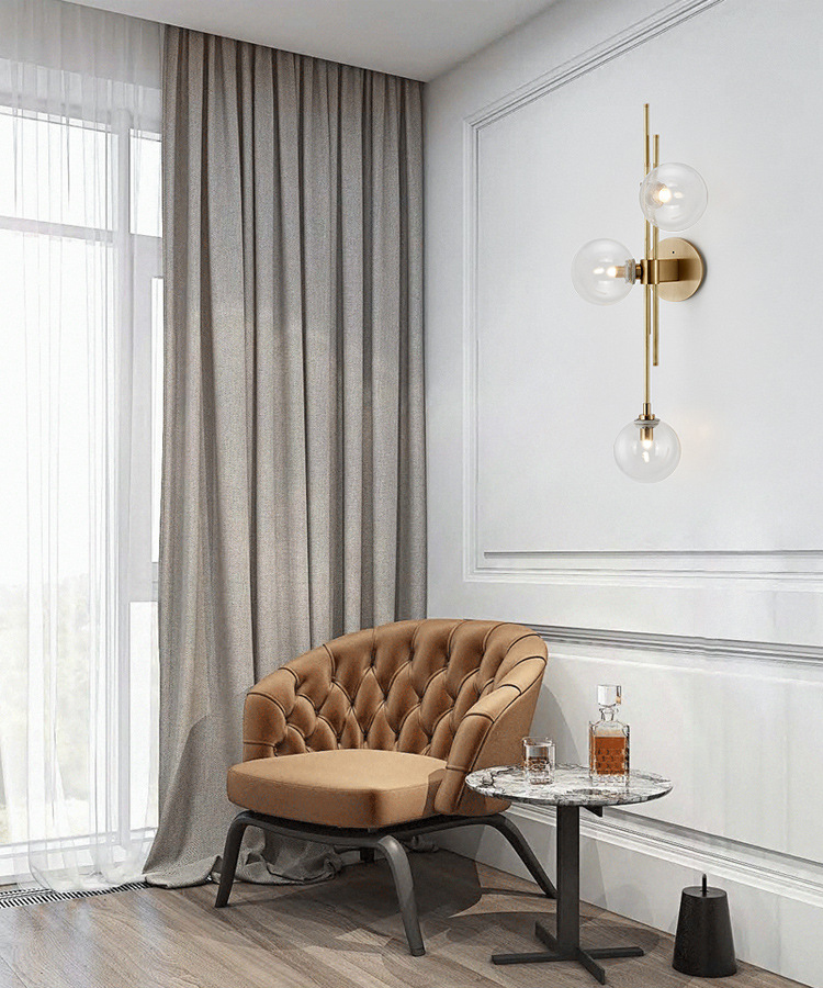 โคมไฟติดผนังโป๊ะแก้วกลม 3 ดวง ตัวโคมสีทอง [XG-7065]