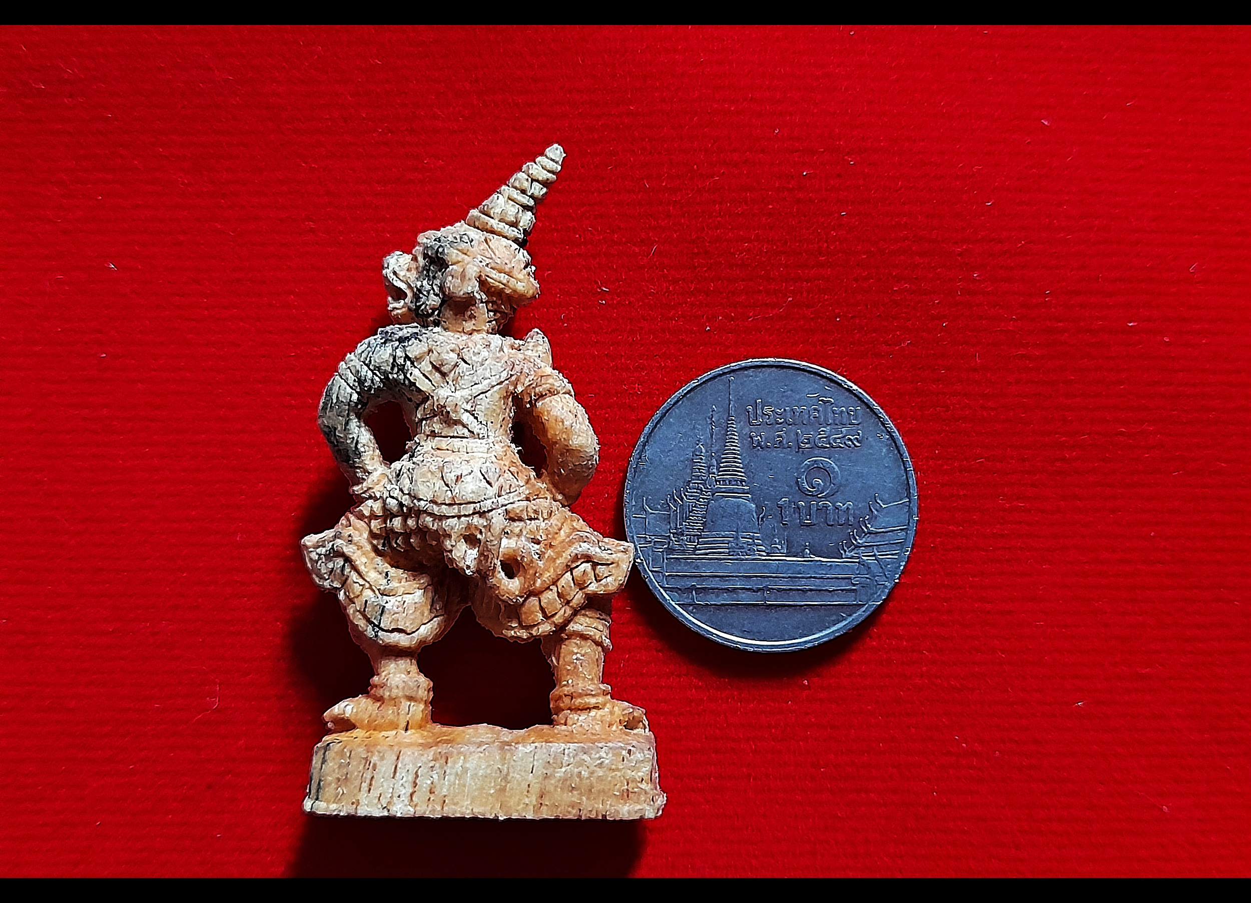 ชุดเครื่องราง เทพพญาวานร ที่มีฤทธิ์เยอะ (#พญาพาลี เนื้อไม้ขนุนฟ้าผ่า #สุครีพหักฉัตร เนื้อไม้พะยูง #องคต เนื้อไม้ขนุนฟ้าผ่า(ฐานบรรจุมวลสาร ผงคชสาร หลวงพ่อดิ่ง วัดบางวัว - ลูกอมหลวงพ่อพริ้ง วัดบางปะกอก) ) ปี2564 #รับประกันแท้ - หลวงพ่อบ๊ะ วัดโพธิ์ลังกา ปลุก