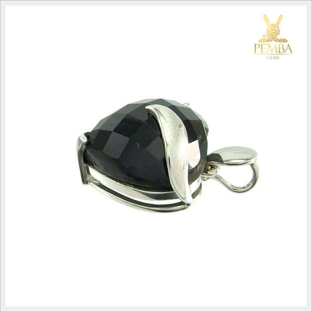 จี้นิลแท้ รูปหัวใจ สวยเข้ม น่าค้นหา