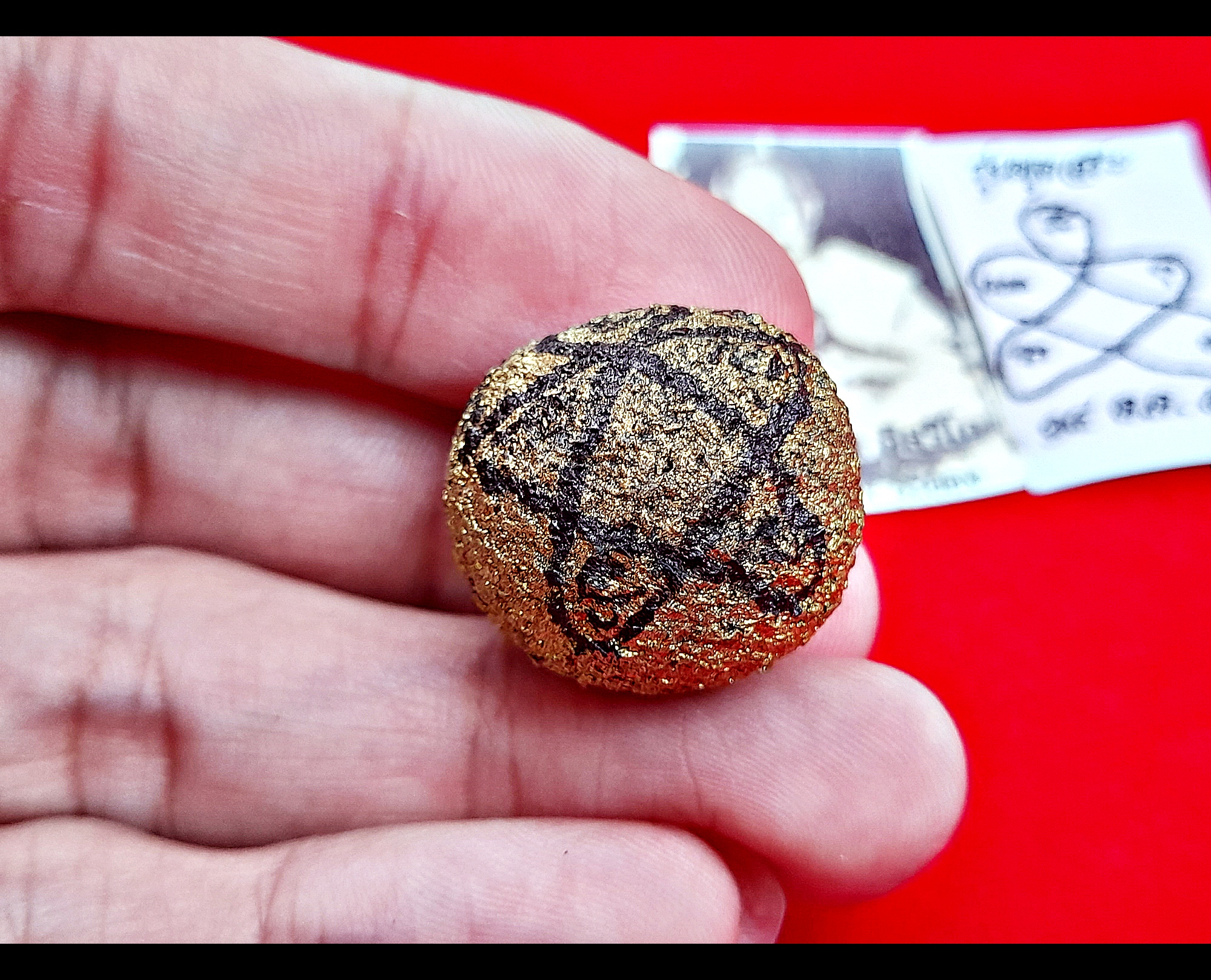 ลูกอมผงพรายกุมาร หลวงปู่ทิม วัดละหารไร่ สร้างสระวังสามพญา ปี2554 - #รับประกันแท้