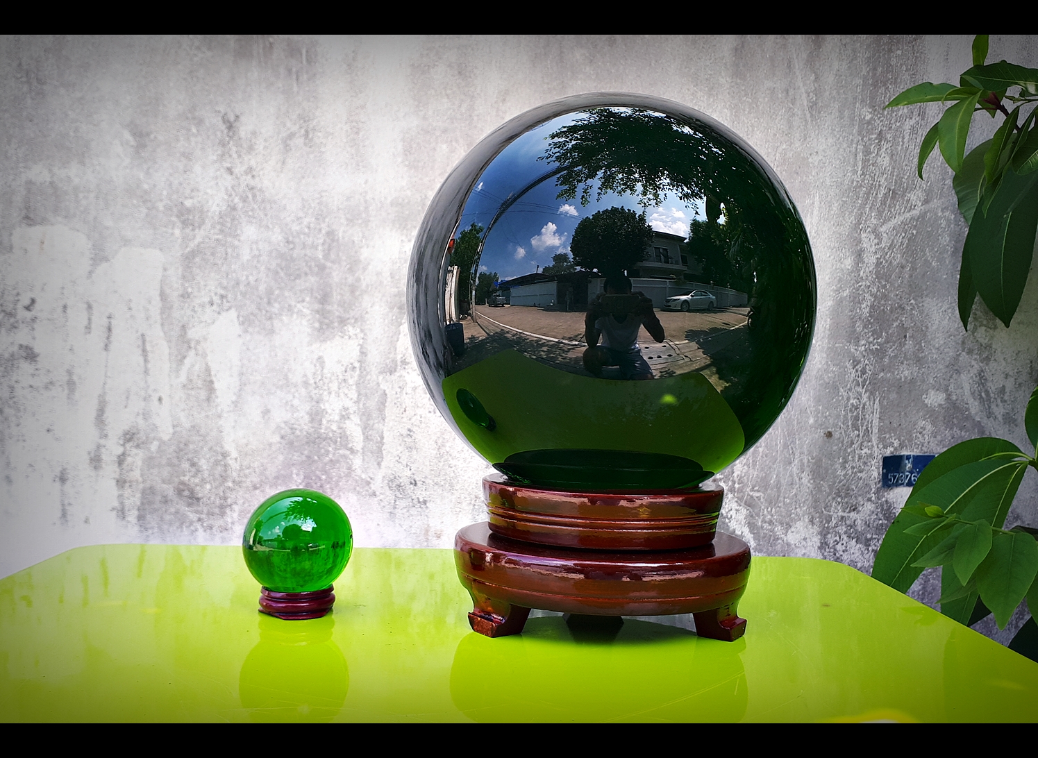 ลูกแก้ว 8 นิ้ว (20ซม.) คละสีต่างๆ สีเขียว สีชมพู่ สีฟ้า สีน้ำเงิน สีแดง สีดำ สีใส สีเหลือง สีส้ม สีม่วง