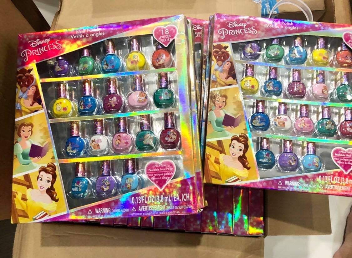 ชุดสีทาเล็บปลอดสารพิษสำหรับเด็ก TownleyGirl Disney Princess Belle Beauty & the Beast 18-Pack Nail Set