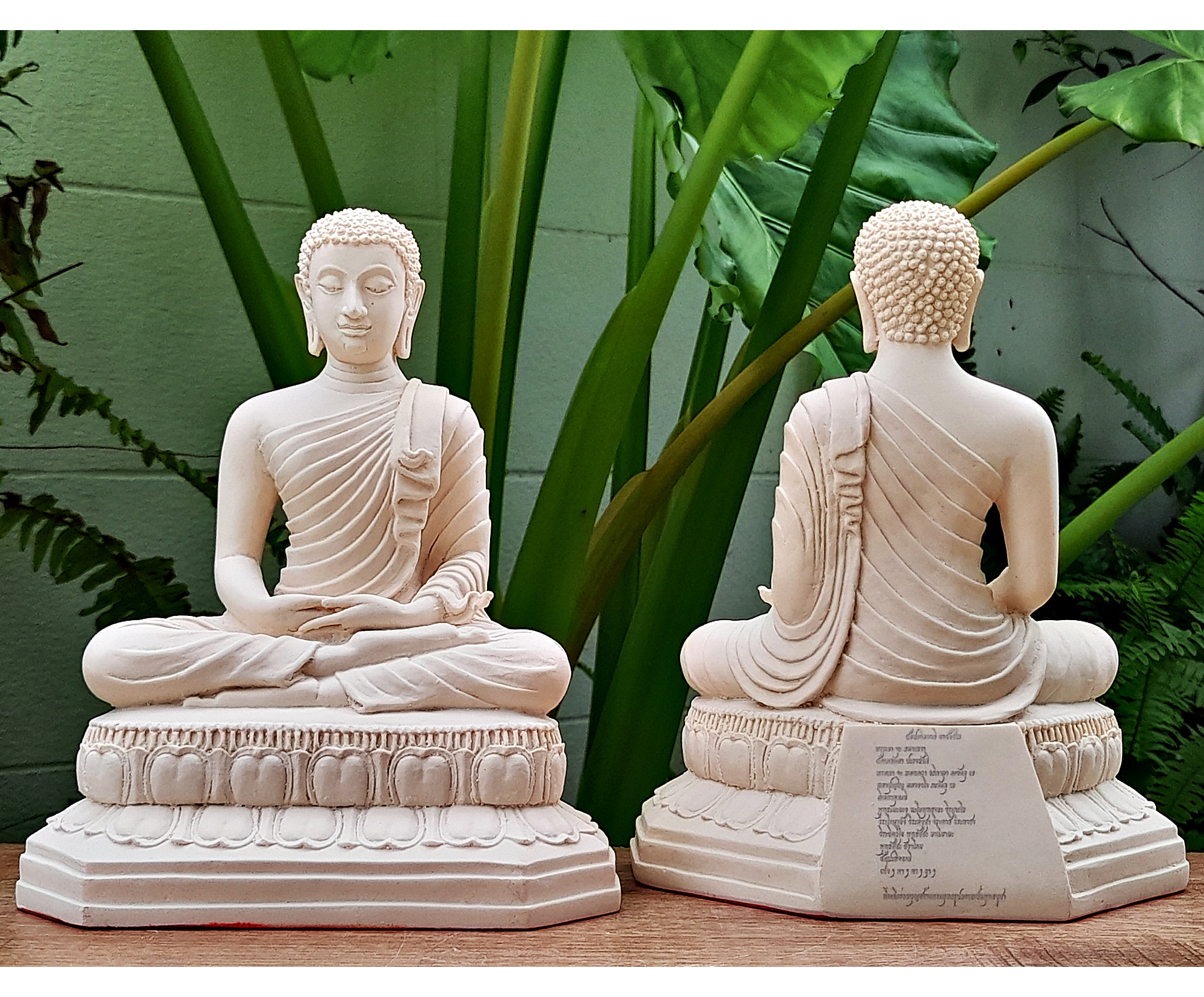 รูปหล่อ พระปัจเจกพุทธเจ้า ฐานหลังคาถาเงินล้าน เนื้อเรซิ่นผสมหินอ่อน (เกรดเอ หล่อตัน) (ขนาดตั้งบูชา หน้าตัก5นิ้ว) สีขาวนวล (เข้าพิธีบวงรวงตามแบบฉบับหลวงพ่อฤาษีวัดท่าซุง) ปี2564