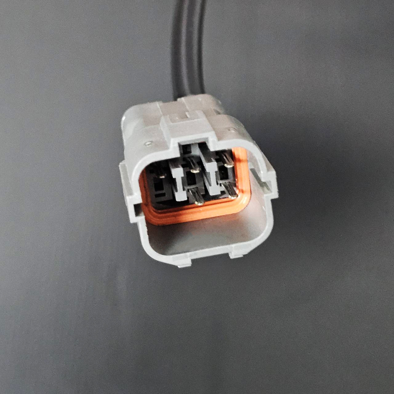 ชุดแปลงไฟเบรค 4 เส้น ใช้สำหรับไฟท้าย D-MAX 2024 หรือ ไฟท้าย 2012-2019 ที่เป็นลาย 2024 ช่วยการมองเห็นที่ดีขึ้นกว่าแบบเดิม ราคาต่อ 1 ชุด = L+R