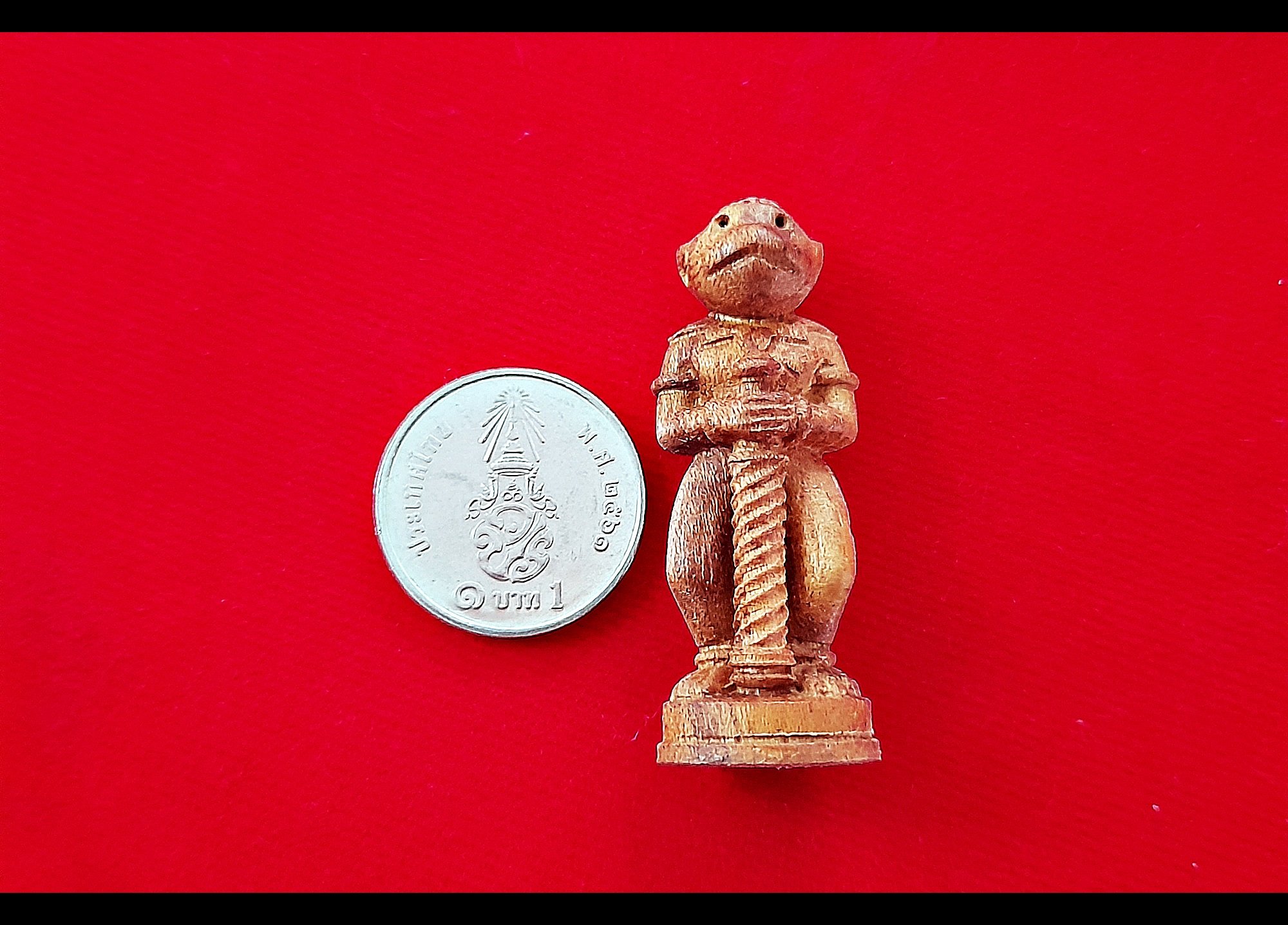 เครื่องรางเทพพญาวานร องคต แกะสลัก เนื้อไม้ขนุนฟ้าผ่า ฐานบรรจุมวลสาร(ผงคชสาร หลวงพ่อดิ่ง วัดบางวัว - ลูกอมหลวงพ่อพริ้ง วัดบางปะกอก) ปี2564 #รับประกันแท้ - หลวงพ่อบ๊ะ วัดโพธิ์ลังกา