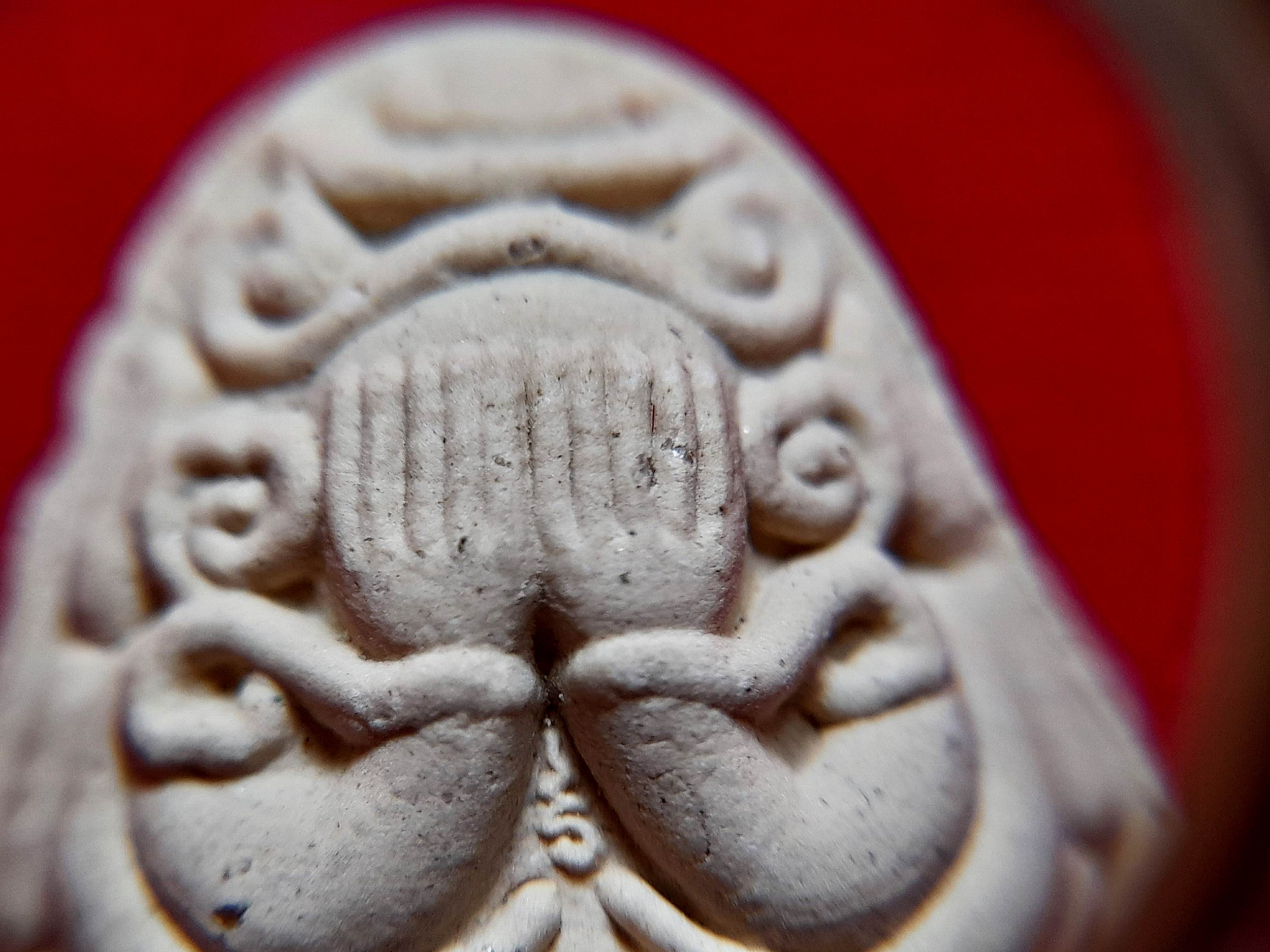 พระปิดตา มหาลาภ ยันต์ยุ่ง 4มือ หลังยันต์นะพรชัย (#ชุดรวม3องค์) ปี2542 เนื้อผง(รวมผงมวลสาร+เส้นผมเกศา+พลอยเสก เศษลูกแก้วสารพัดนึก) #รับประกันแท้และทัน - หลวงพ่อยุงยุทธ วัดเขาไม้แดง จ.ชลบุรี