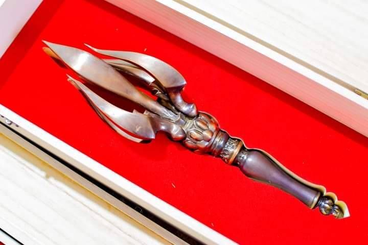 วชิราวุธ(สุดยอดอาวุธของพระอินทร์) (ขนาดใหญ่ 16นิ้ว) เนื้อทองเหลือง