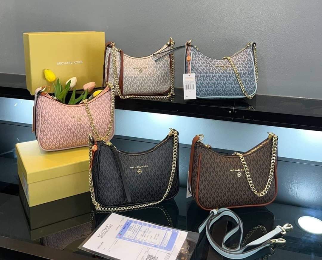 พอร์ช MK MICHAEL KORS (แอดไลน์ก่อนสั่งซื้อ)