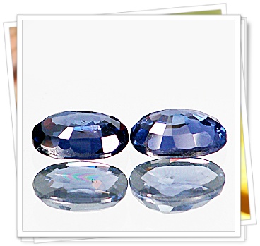 Blue Spinel รูปไข่คู่เหมือน น้ำหนัก 2.73 กะรัต ขนาด 5.9x7.9x3.5 และ 5.9x7.8x3.1 มิล สีน้ำเงิน มองผิวเผินสีคล้ายพลอยน้ำเงินเนื้อแข็ง