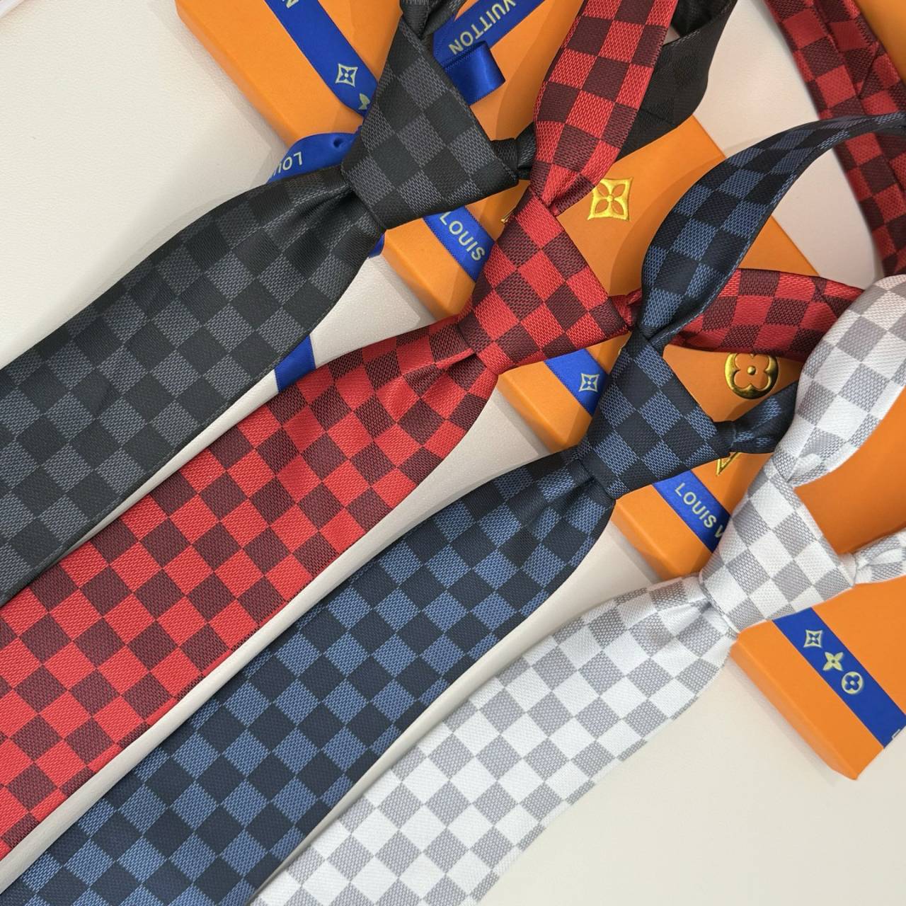 เนคไท lv necktie