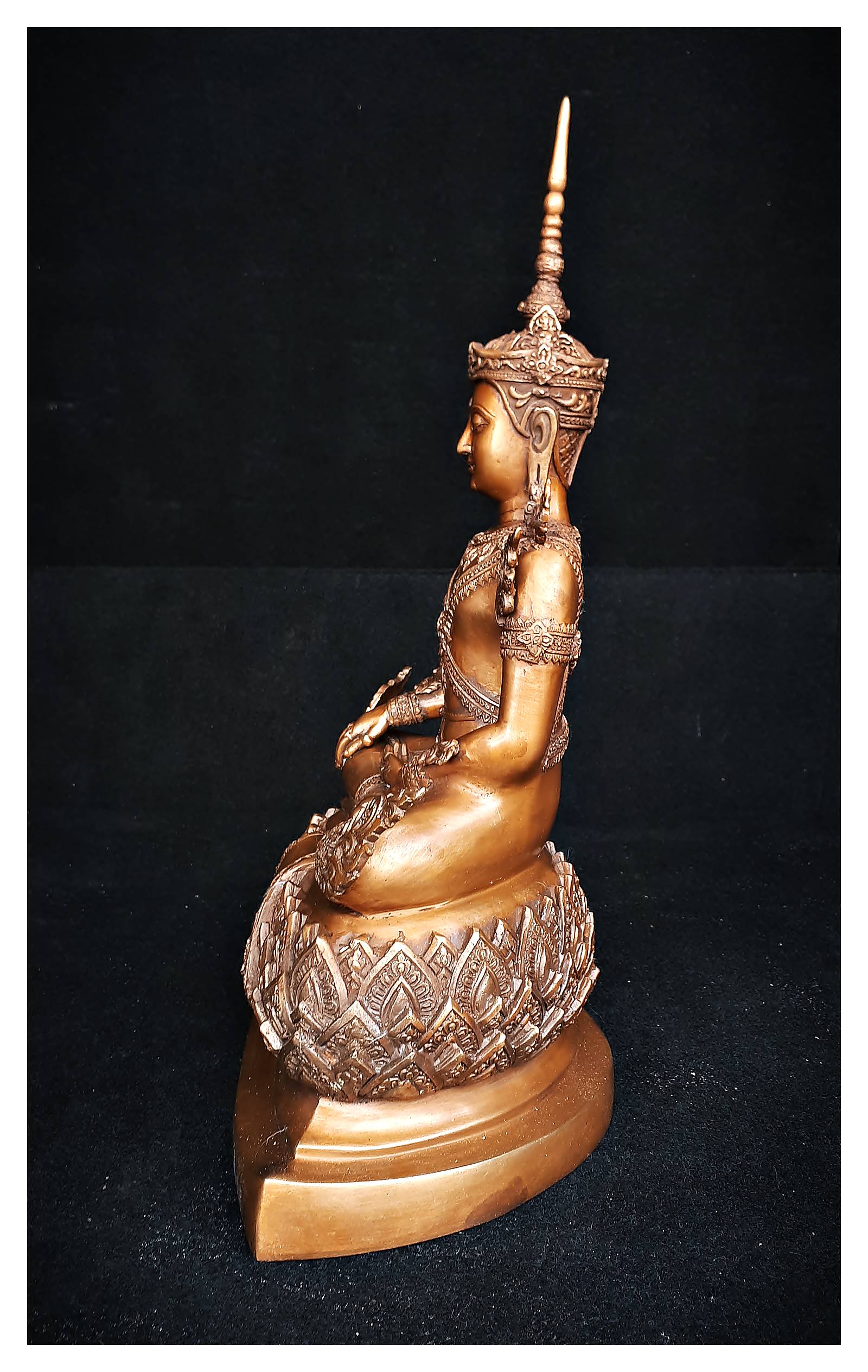 รูปหล่อ พระพุทธรูป พระจักรพรรดิ์ ทรงเครื่องพระจักรพรรดิ์ (ทองเหลืองรมดำ หน้าตัก 8-9นิิ้ว)