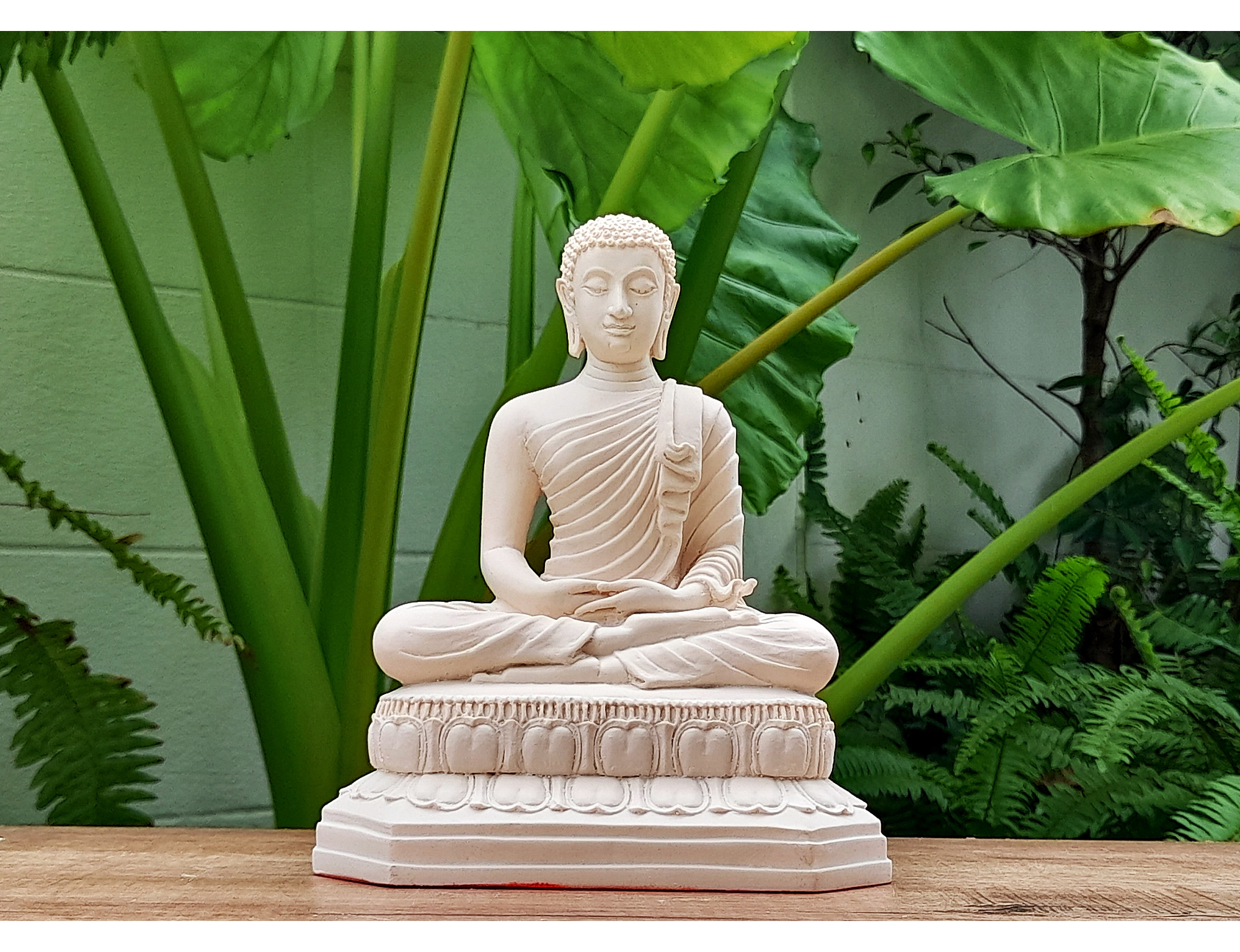 รูปหล่อ พระปัจเจกพุทธเจ้า ฐานหลังคาถาเงินล้าน เนื้อเรซิ่นผสมหินอ่อน (เกรดเอ หล่อตัน) (ขนาดตั้งบูชา หน้าตัก5นิ้ว) สีขาวนวล (เข้าพิธีบวงรวงตามแบบฉบับหลวงพ่อฤาษีวัดท่าซุง) ปี2564