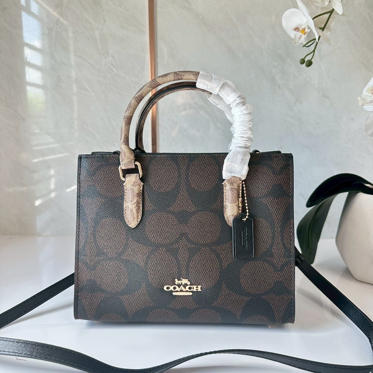 Coach Maggie Small Tote Bag (แอดไลน์ก่อนสั่งซื้อ)