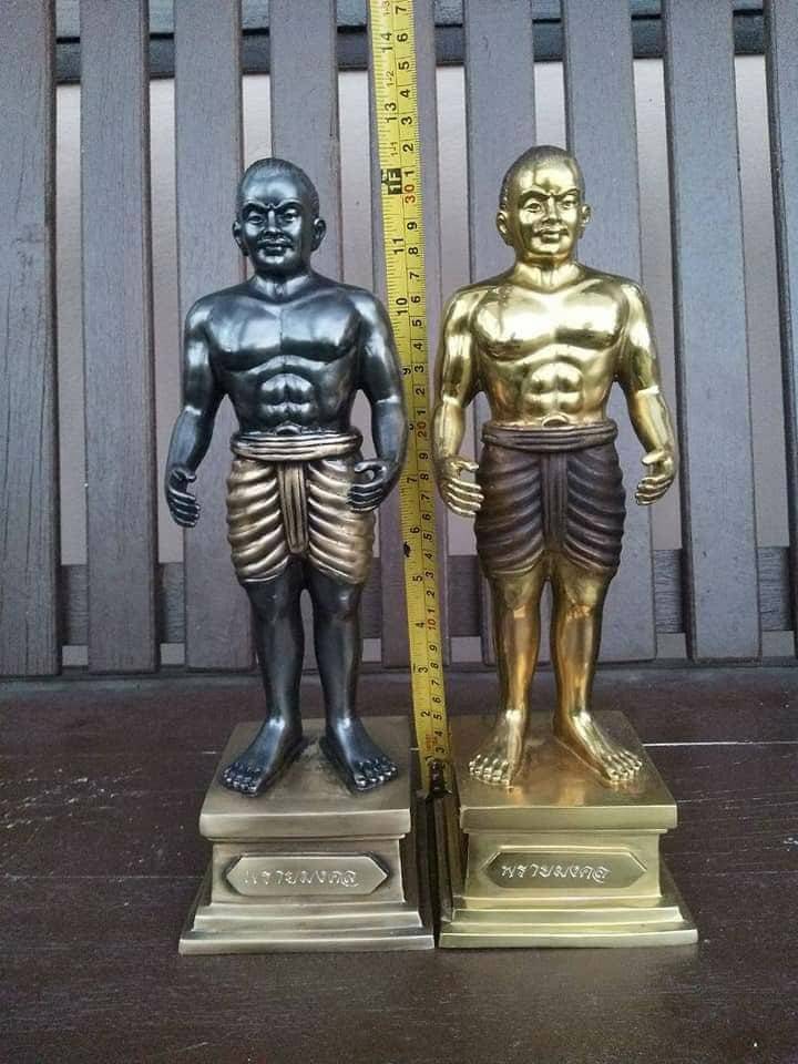 หุ่นพยนต์ พรายมงคล (ขนาดตั้งบูชา ฐานกว้าง4นิ้ว สูง12.5 นิ้ว) ปี2563 #รับประกันแท้ - หลวงพ่อเล็ก วัดท่าขนุน