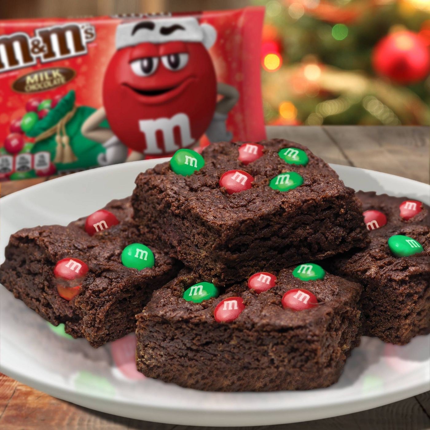 ขนมช็อกโกแลตคริสมาสต์ M&M's Holiday Chocolate Candies - Milk Chocolate