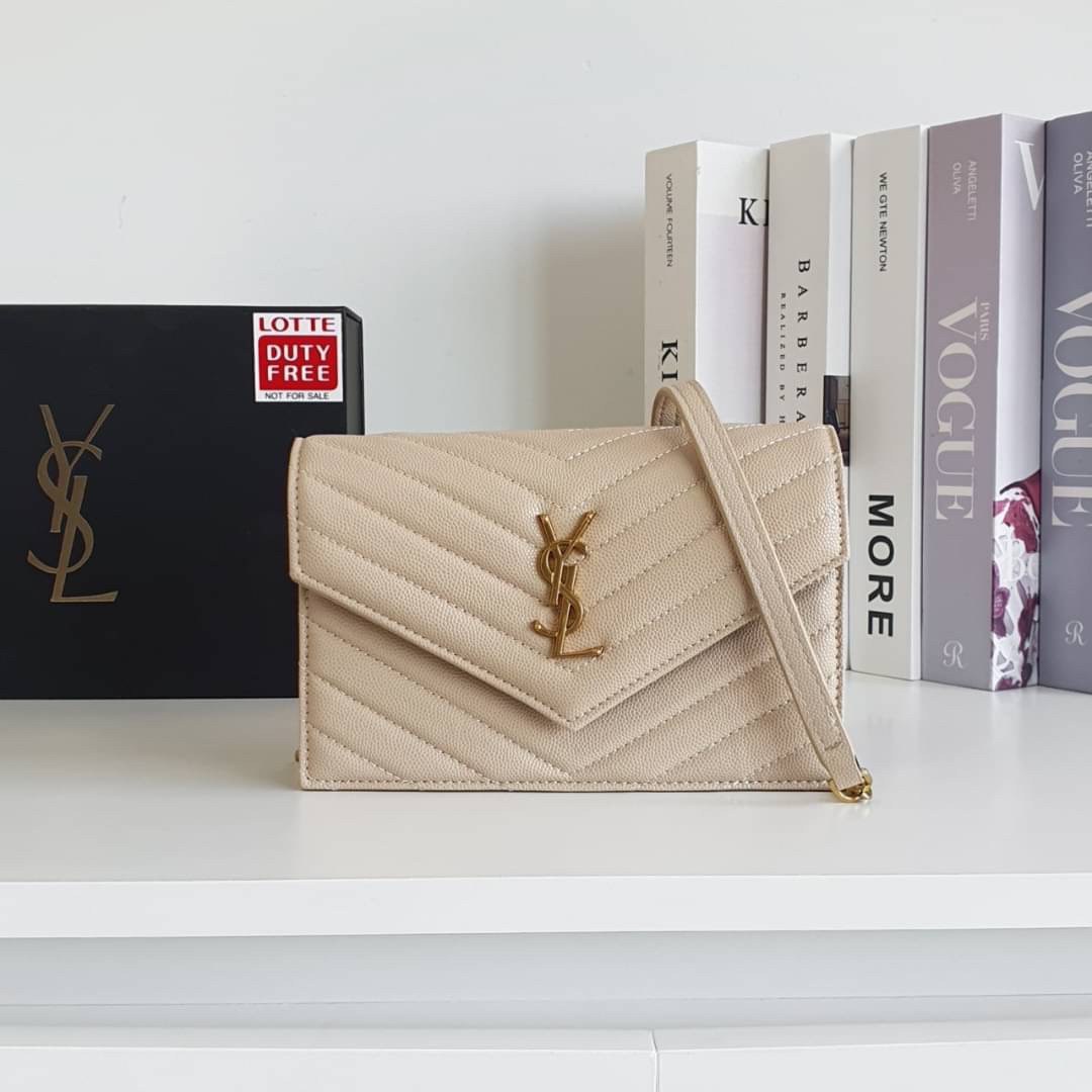 YVES SAINT LAURENT BAG VIP GIFT WITH PURCHASE (GWP) (แอดไลน์ก่อนสั่งซื้อ)