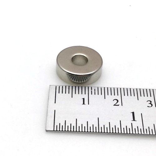 แม่เหล็กมีรูเอนกประสงค์ Dia15-5x5mm