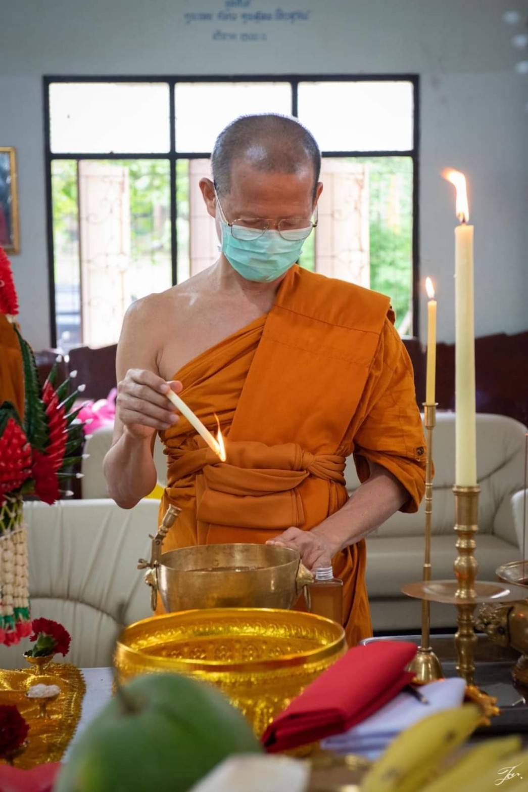 ลูกอมหนุนดวง เนื้อผงพุทธคุณ ตอกโค็ด8