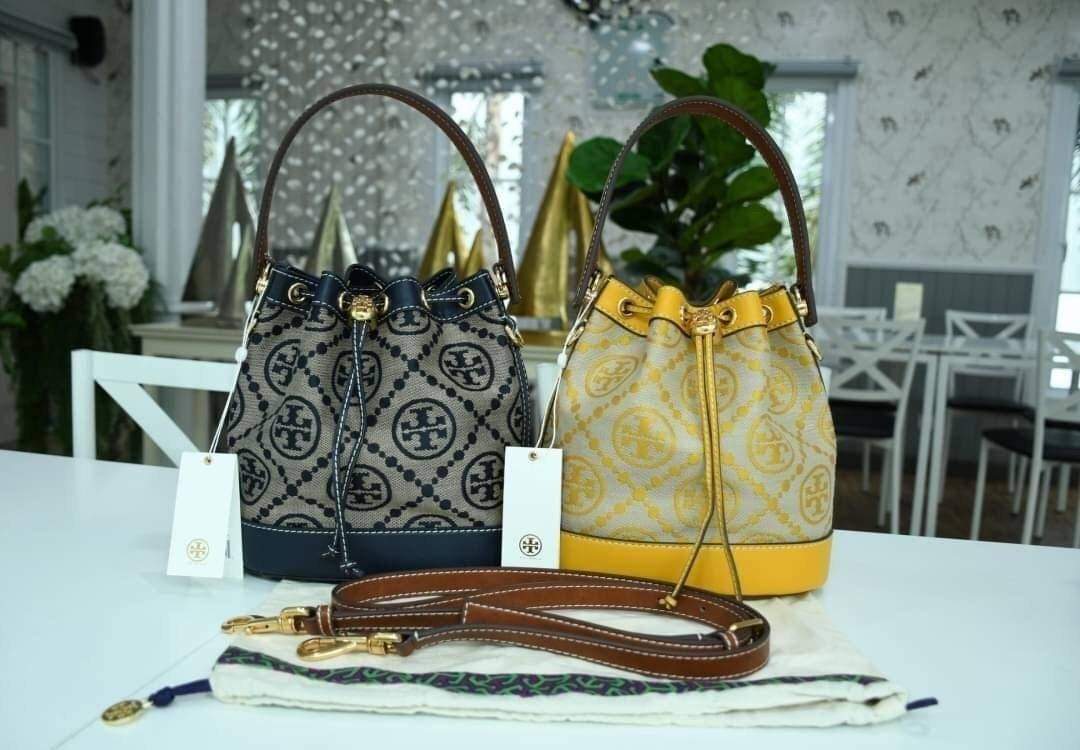 Tory Burch Monogram Jacquard Bucket Bag (แอดไลน์ก่อนสั่งซื้อ)