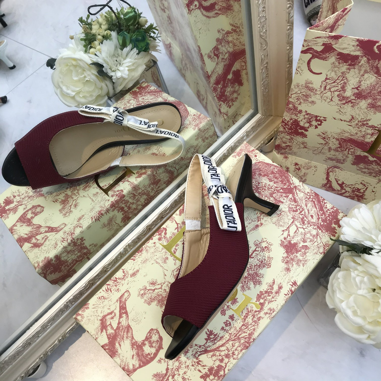 รองเท้า dio 2 นิ้ว สอบถามไซส์ได้ค่ะสต็อคของเปลี่ยนตลอด