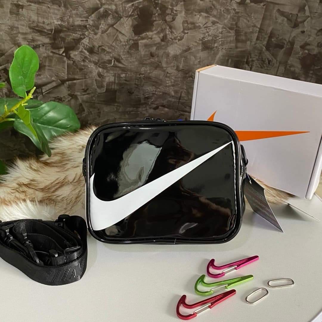 Nike Original Authentic mini Swoosh PVC Sling Bag (แอดไลน์ก่อนสั่งซื้อ)