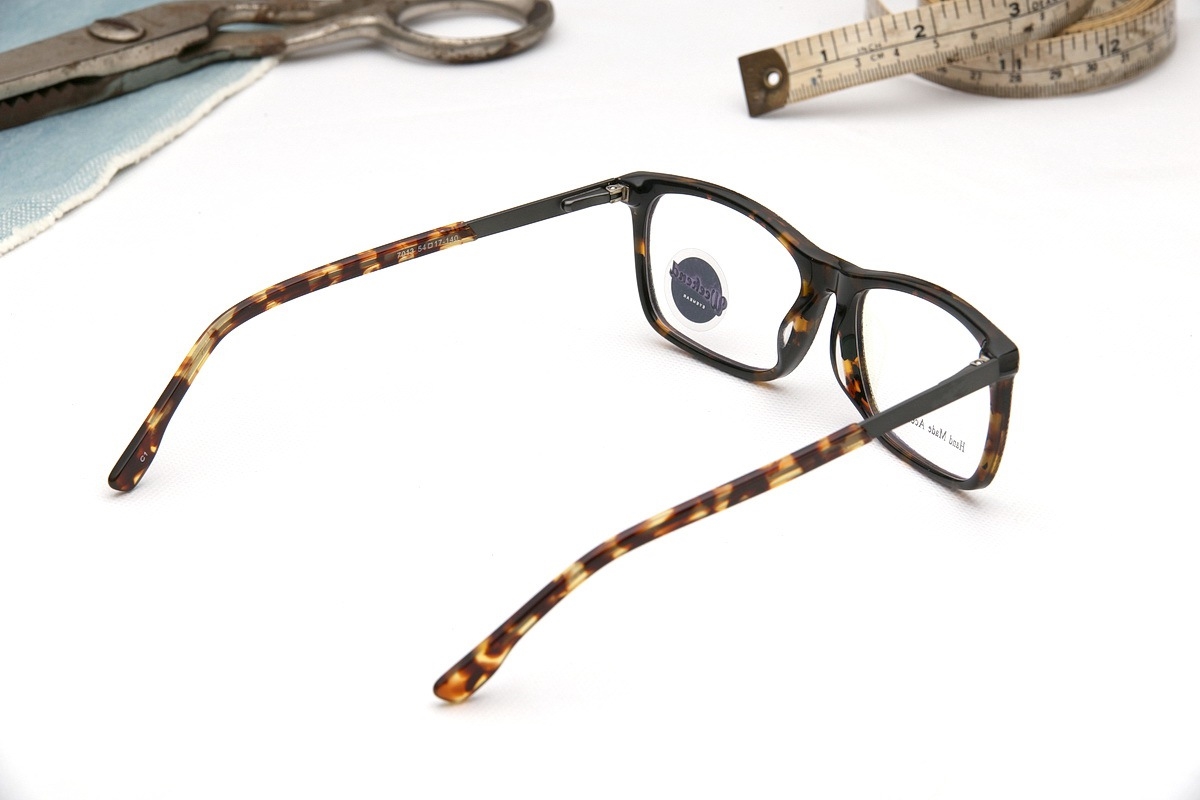 กรอบสายตา Weekend Jeans - Havana