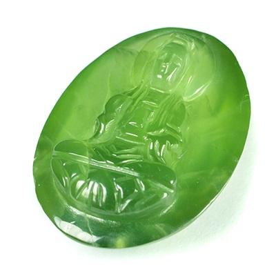 Carving Prehnite พลอยพรีไนท์แกะสลัก รูปเจ้าแม่กวนอิม หนัก 20.21 กะรัต สีเขียวเข้ม สีสวยค่ะ มีตำหนิภายในเม็ด มองเห็นด้วยตาเปล่า ฝีมือแกะสลักสวยมากค่ะ