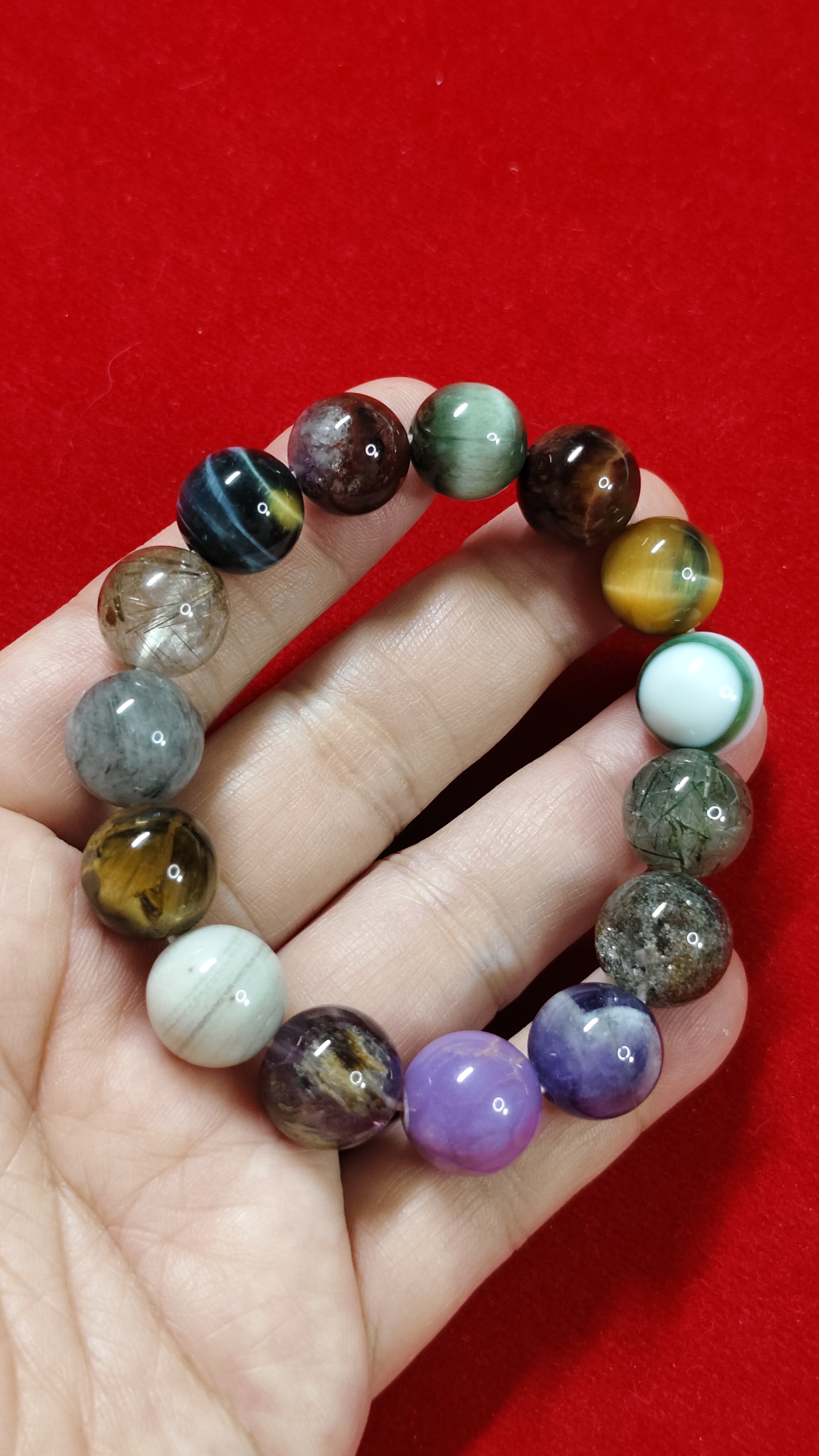 #ข้อมือรวมหิน 15 ชนิดร้อยเอ็นยืดรหัสbh-0007