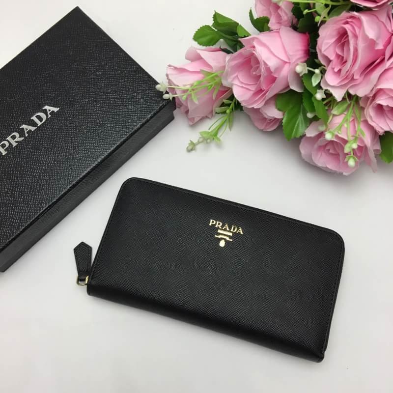 กระเป๋าสตางค์ pd saffiano wallet zip around ซิปรอบ สีดำ