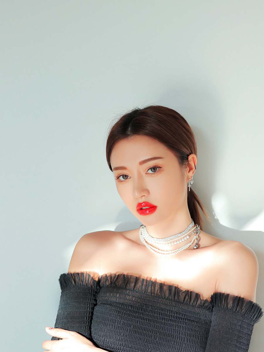 (ขายส่ง 360-) 3CE Plumping Lips #Red ลิปพลัมปิ้งรุ่นใหม่ล่าสุด ให้ความอวบอิ่มน่าจุ๊บ ฉ่ำวาว พร้อมสีสดใส ปาดทีเดียวรู้เรื่อง