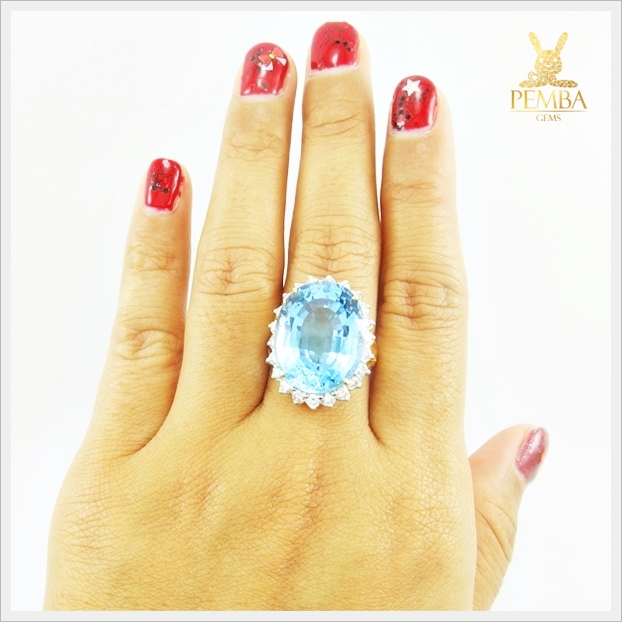 แหวนสวิสบลูโทแพซแท้ ทองแท้ เพชรแท้(สามารถสั่งทำได้ค่ะ)