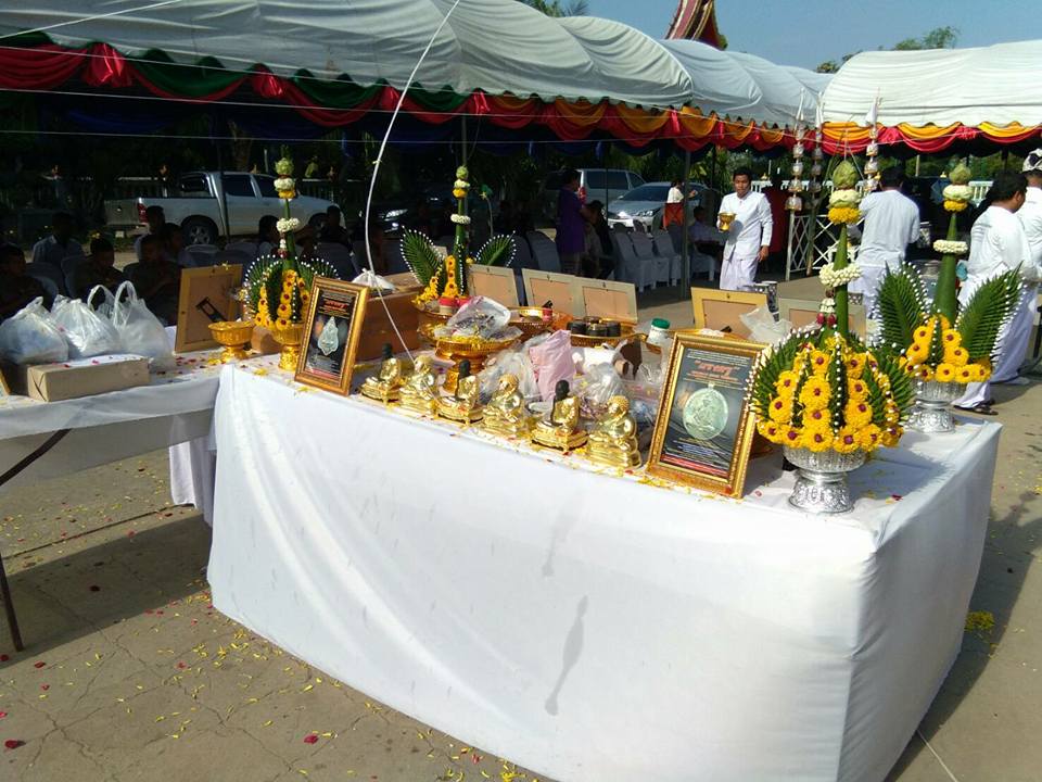 รูปหล่อ หลวงพ่อกวย วัดโฆษิตาราม(วัดบ้านแค) รุ่นแรงครู ปี2560 (จัดสร้าง112องค์) เนื้อนิลผสมเหล็กไหล ปิดทองคำแท้ #รับประกันแท้