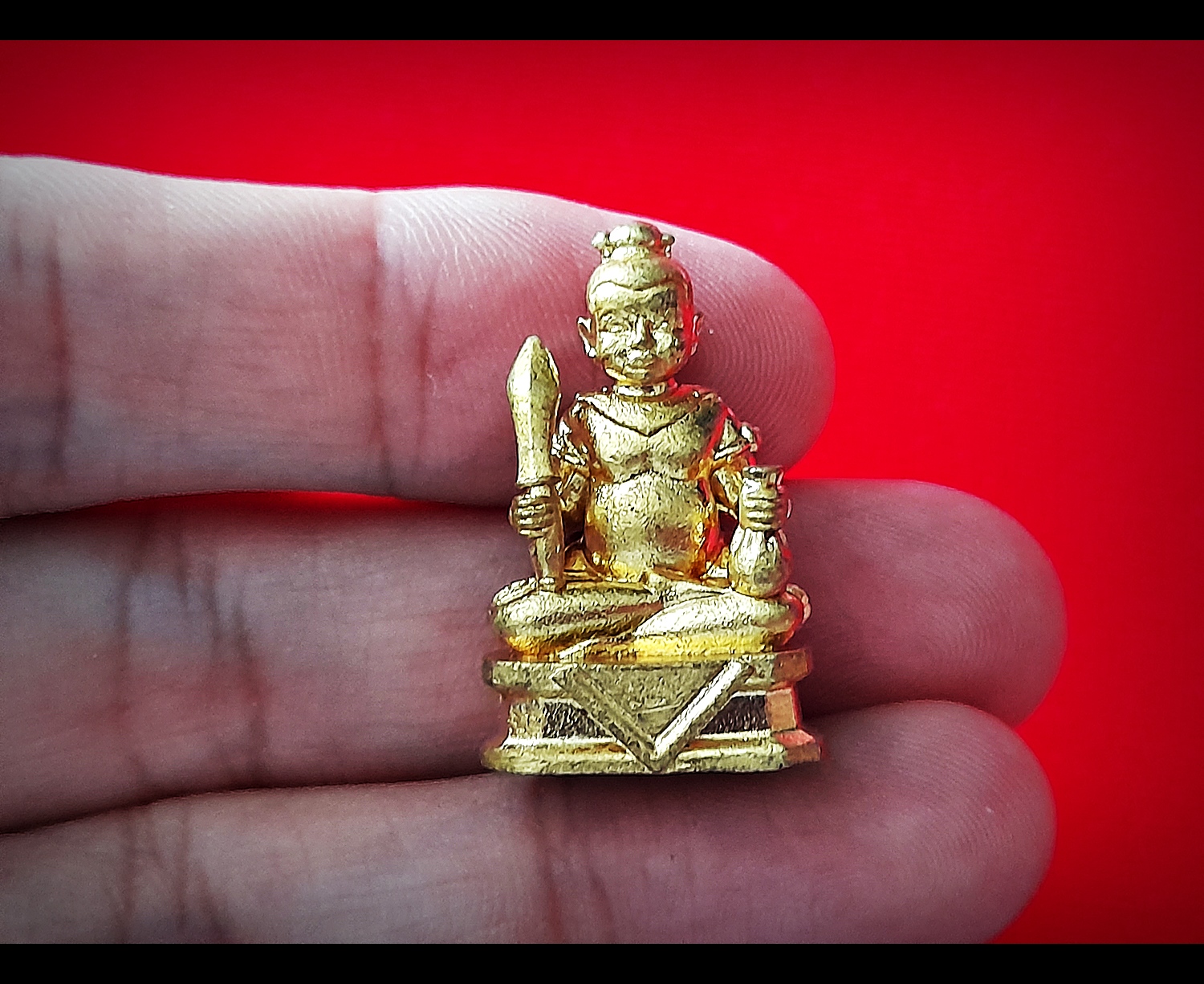 กุมาร เทพฤทธิ์เรียกทรัพย์(ซ้ายถือพระขรรค์ ขวาถือถุงเงิน) เนื้อชนวน ฐานบรรจุมวลสาร ปี2564 #รับประกันแท้