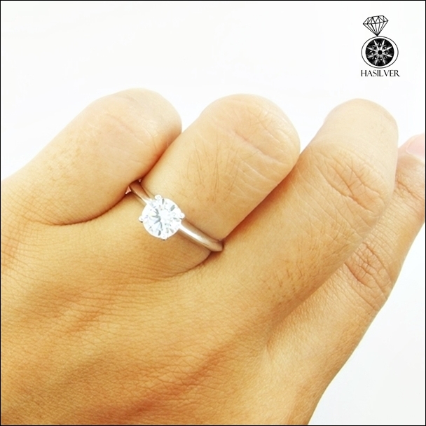 แหวนเงินแท้ 925 ชุบทองคำขาว ประดับเพชรCZ H&A อเมริกา