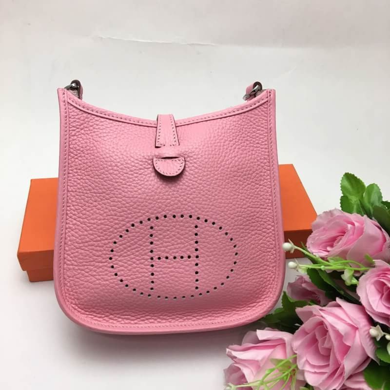 กระเป๋า hm evelyn mini 7 นิ้ว รุ่นใหม่สายสองสี มีหลายสี ถามเพิ่มเติมได้ค่ะ สต็อกเปลี่ยนตลอด