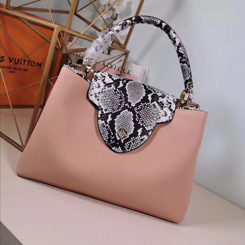 กระเป๋า lv capucines mm 11 นิ้ว มีสาย 14 นิ้วไม่มีสาย