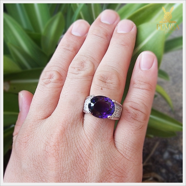 แหวนอเมทิสต์แท้ สีม่วงเข้มงดงาม เงินแท้ ชุบทองคำขาว แหวนพลอยแท้