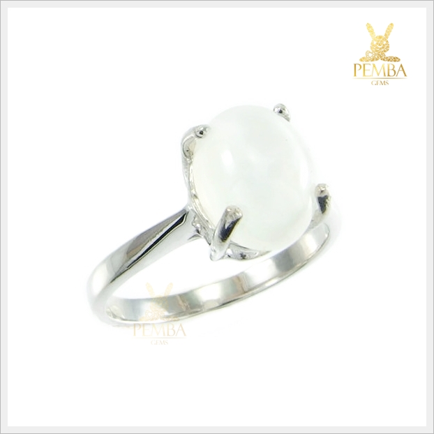 แหวนมูนสโตน สีขาวนวล เงินแท้ ชุบทองคำขาว