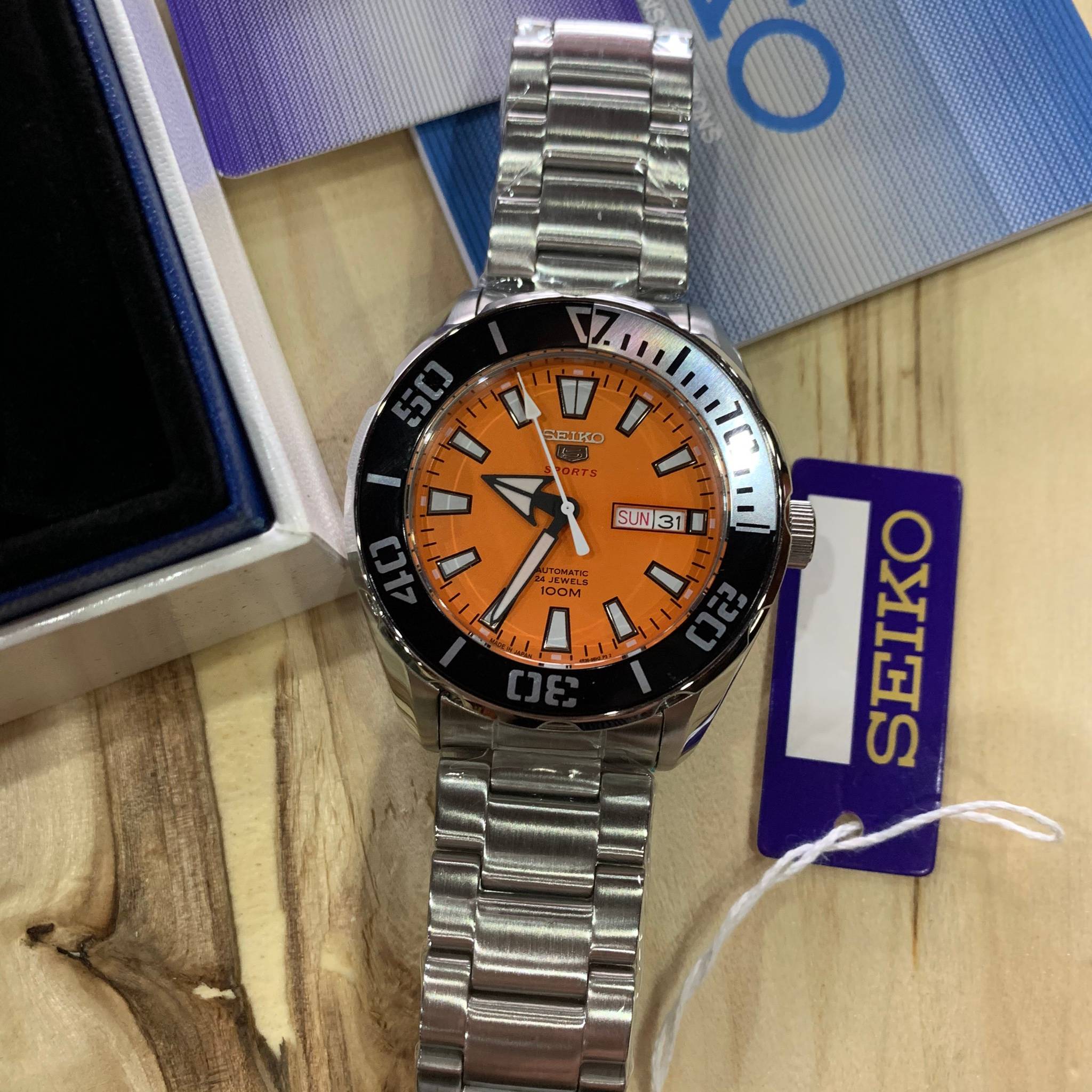 นาฬิกา Seiko 5 Sport Automatic รุ่น SRPC55J1 Mirror Swiss