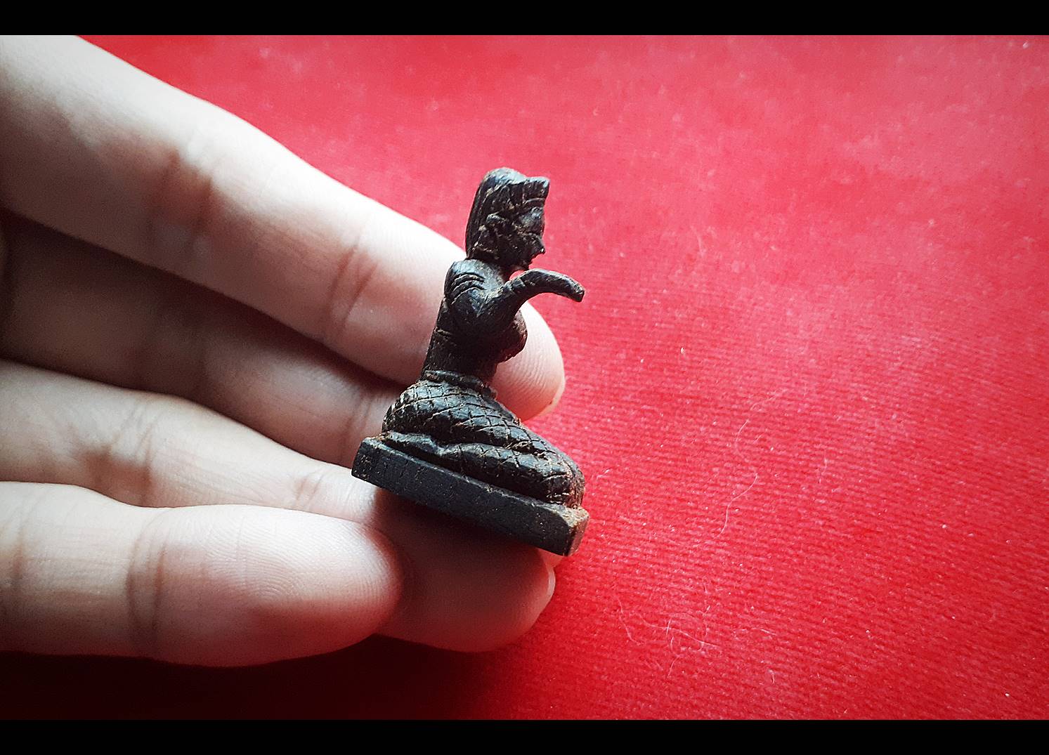 นางกวัก เนื้อไม้ตะเคียน - หลวงพ่อสมศักดิ์ วัดการเปรียญ(วัดสระเปรียญ) จ.ชัยนาท