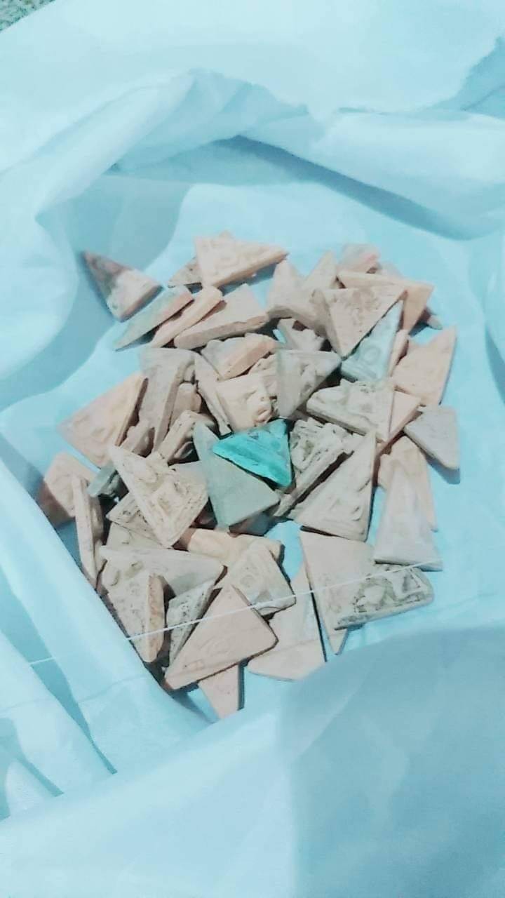 พระลีลา วัดอารีทวีนาราม(วัดหนองอีดุก) เนื้อดิน(พระกรุ กรุแตก) ทัน หลวงพ่อกวย วัดโฆสิตาราม(วัดบ้านแค) ปลุกเสก ปี2515 (#รับประกันแท้)