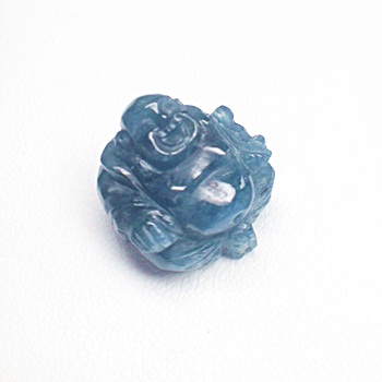 Natural Sapphire HappY Buddha carving พระสังกระจายน์ แกะสลัก จากพลอยไทย หนัก 19.69 กะรัต สีน้ำเงินสวย ไม่ติดดำ แกะสลักสวย งานดี ฝีมือประณีต