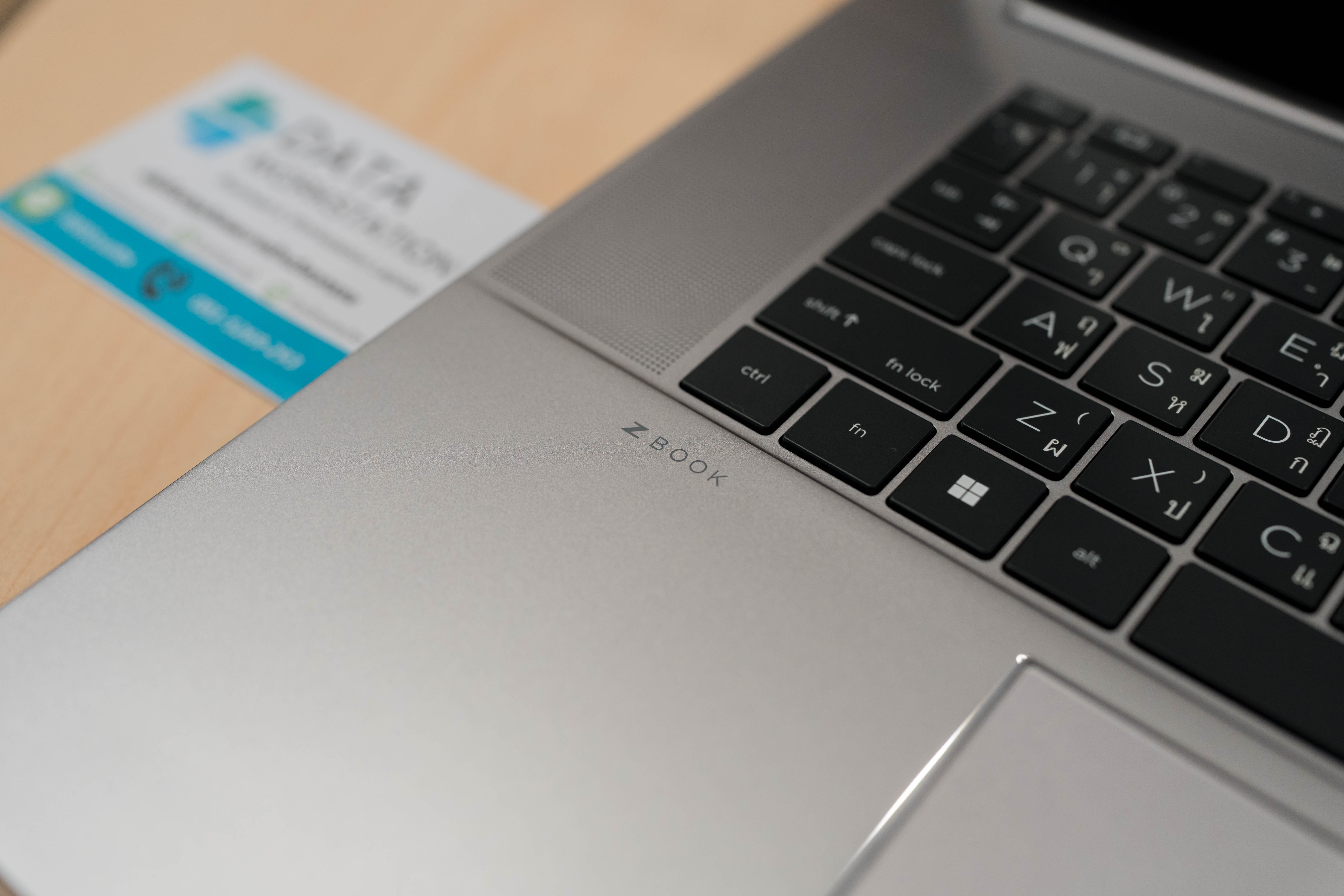 Workstaion HP ZBook Studio G10 CPU i7-13800H/Ram64GB/SSD1TB/RTX4000Ada 8GB/16" 4K 120Hz สินค้ามือสองสภาพสวย(ทักแชทก่อนสั่งซื้อ)