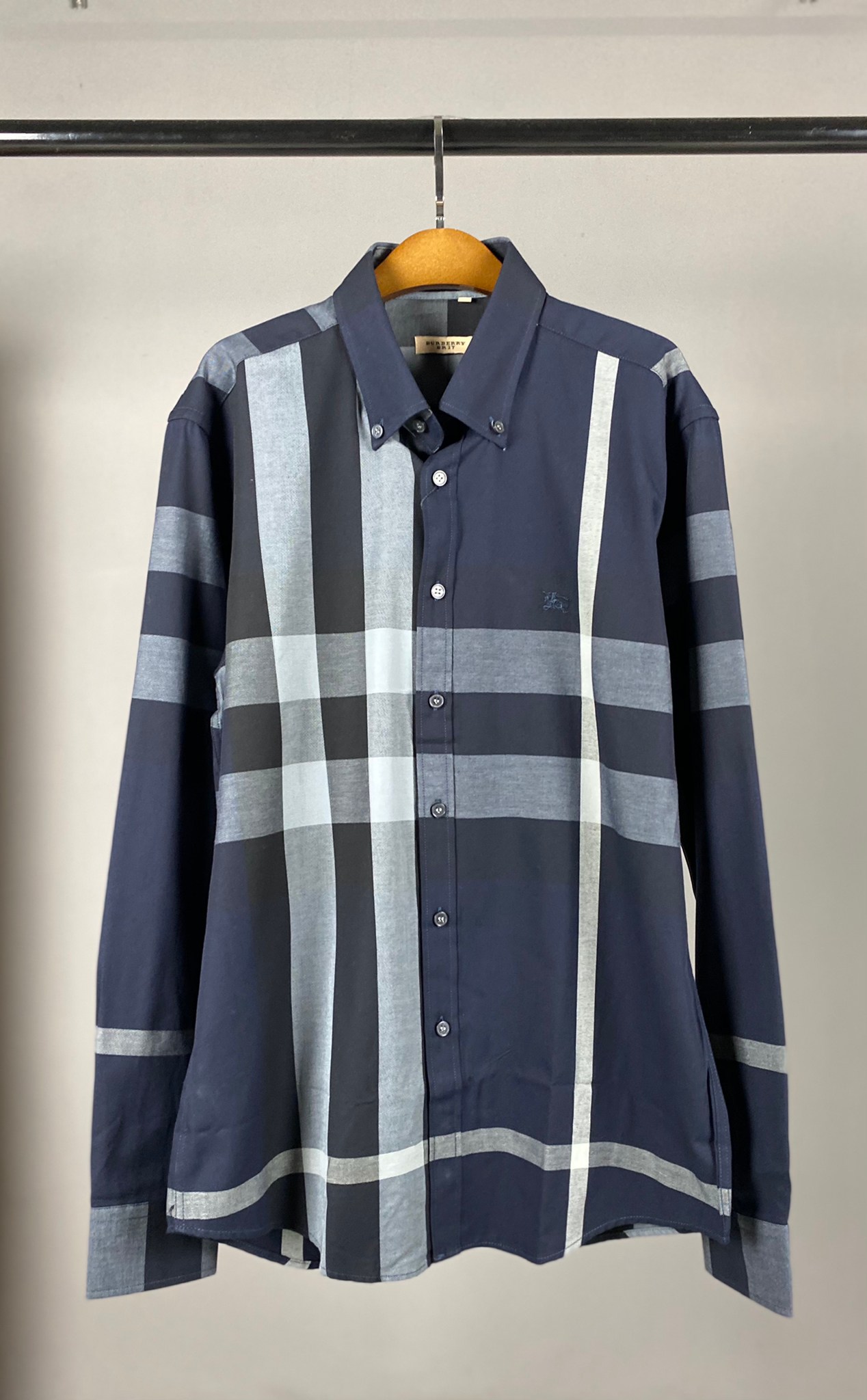 เสื้อเชิ้ตแขนยาว bb สีกรมท่า size m-3xxl เสื้อ unisex ใส่ได้ทั้งผู้หญิงผู้ชาย