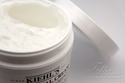 (แพคคู่ x2) Kiehl's Ultra Facial Cream 7mL บำรุงให้ผิวชุ่มชื้นตลอด 24 ชั่วโมง ปกป้องเซลล์ผิวจากการสูญเสียความชื้นและช่วยดูดซึมความชื้นจากอากาศ